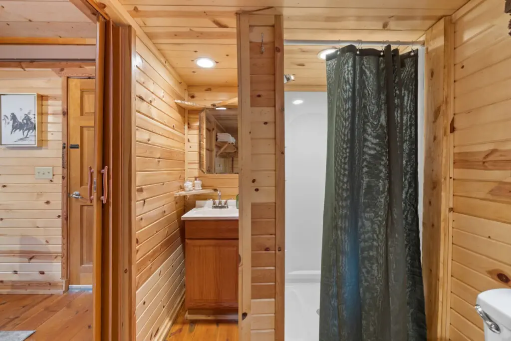 79994 480387 EFFHV JFvTNi2ilzbhfrnVeze4OJvgUzyjzBeKAY2EQ 697815852bcc8.jpg