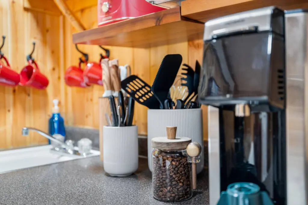 79994 480705 VTnylreuGl 3B ycxxr MqLz7VpipuDbwZAc1 n13A4 6978fd8329852.jpg