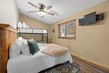 79994 486218 5SFUyeqSvBrfcgdIJOjgNAgECU3G3 uYRGUazXtM87U 698f83a83d06d.jpg