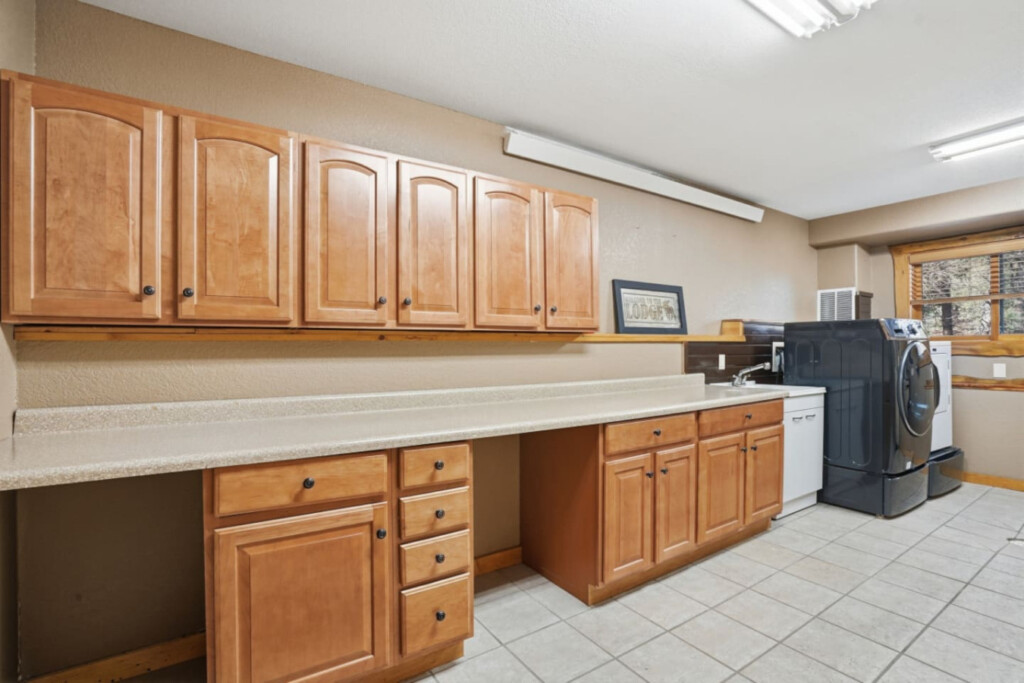 79994 471370 2IAzmVFqTKW LD I Zuv9Zv6SR7ybzu eJljhHDX2qs 69607c0481b93.jpg